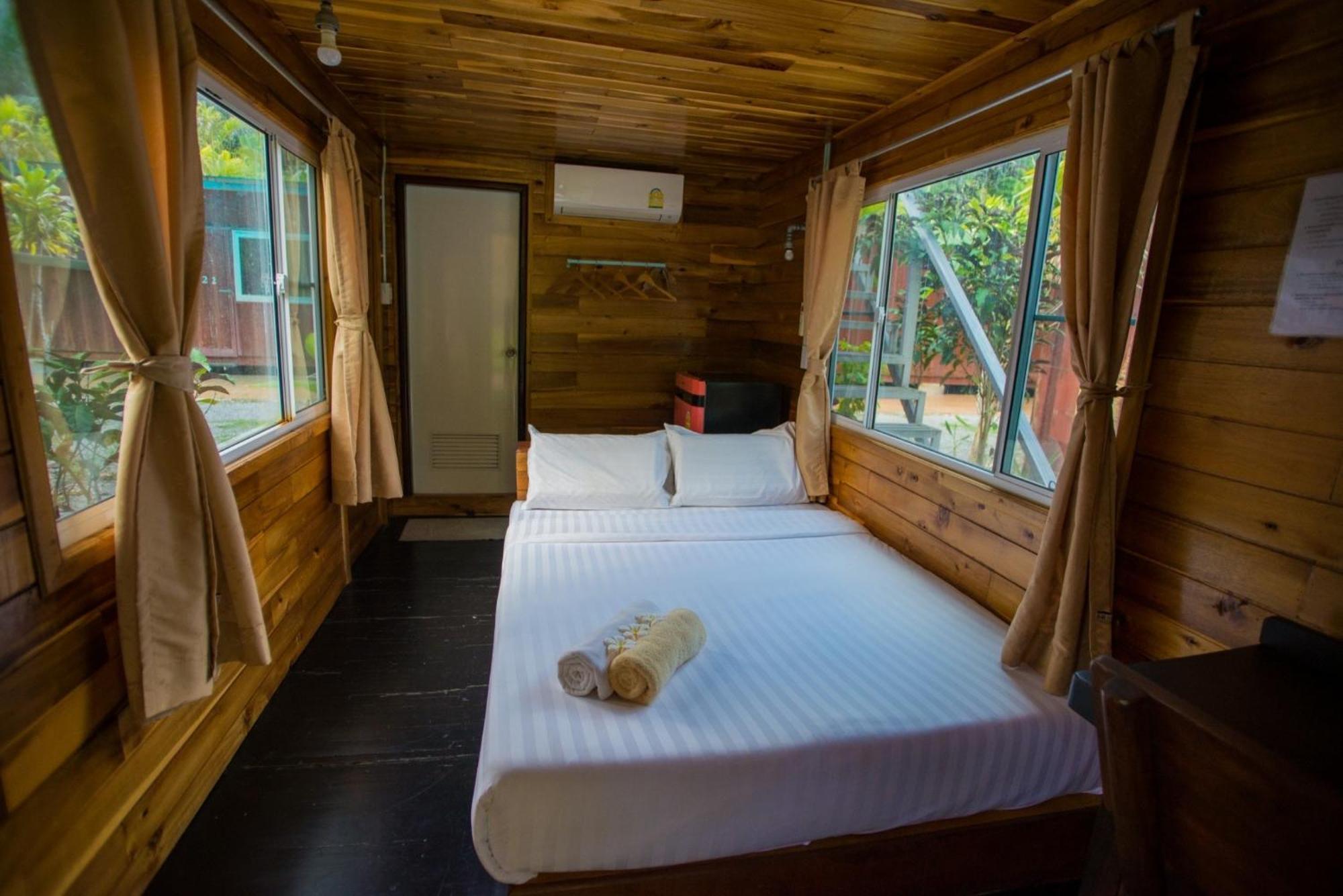Ban Bang Bon The Camper Lodge Khao Sok מראה חיצוני תמונה