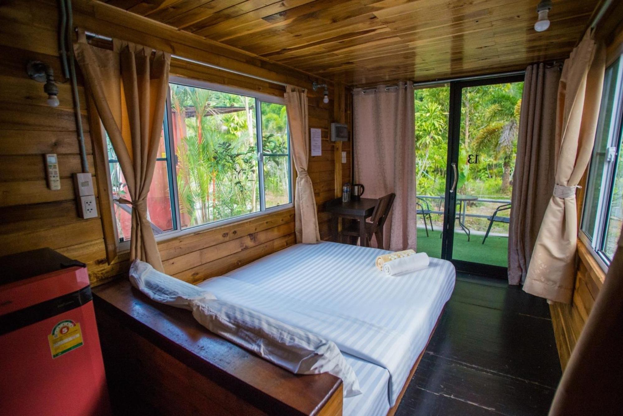 Ban Bang Bon The Camper Lodge Khao Sok מראה חיצוני תמונה